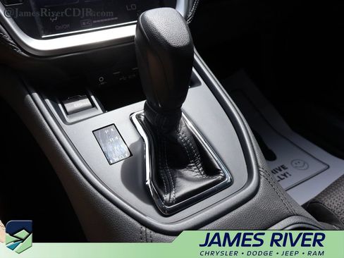 Used 2021 Subaru Outback AWD/4WD image 35
