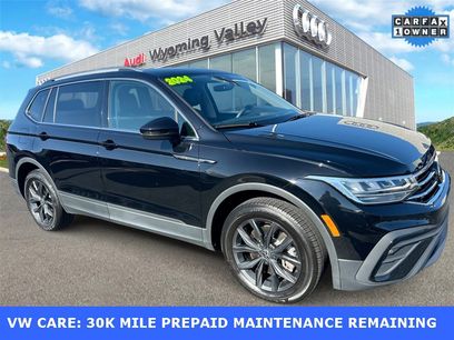 Used 2024 Volkswagen Tiguan SE w/ Panoramic Sunroof Package