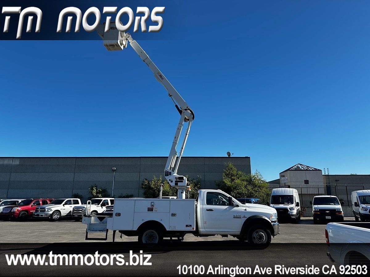 Used 2017 RAM 5500 Tradesman w/ Ambulance Prep Group RWD image 2