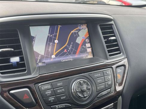 Used 2014 Nissan Pathfinder Platinum w/ Platinum Premium Package image 28