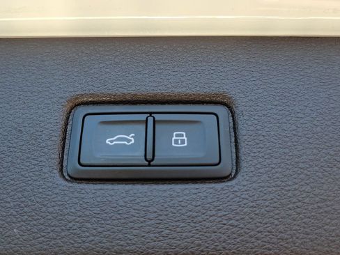 Used 2019 Audi Q7 2.0T Premium w/ Convenience Package AWD/4WD image 27