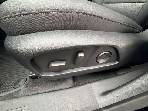 New 2026 Chevrolet Equinox LT w/ Convenience Package II image 14