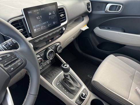 New 2026 Hyundai Venue SEL image 26
