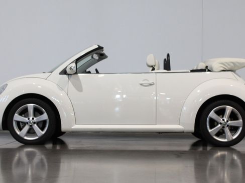 Used 2007 Volkswagen Beetle Triple White Edition FWD image 38