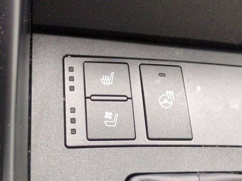 Certified 2023 Lexus IS 350 F Sport image 21