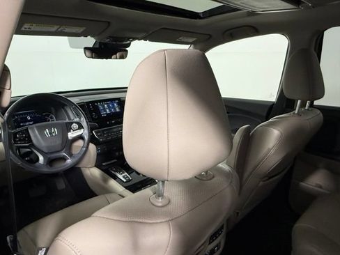 Used 2019 Honda Pilot Elite image 35