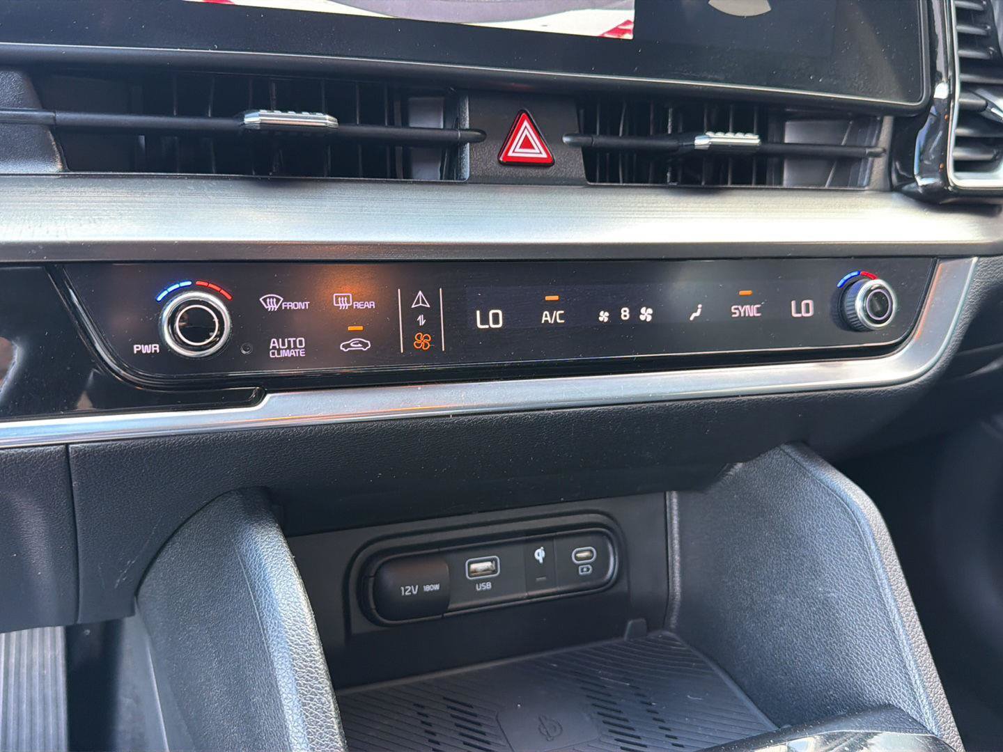 Used 2023 Kia Sportage EX FWD image 27