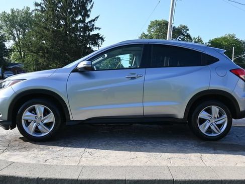 Used 2019 Honda HR-V EX image 8