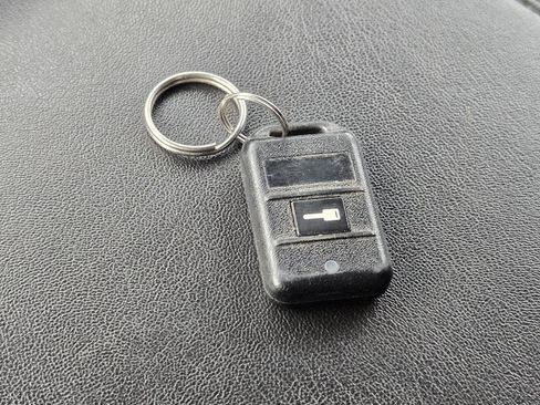 Used 2012 Lincoln Navigator 4WD image 25