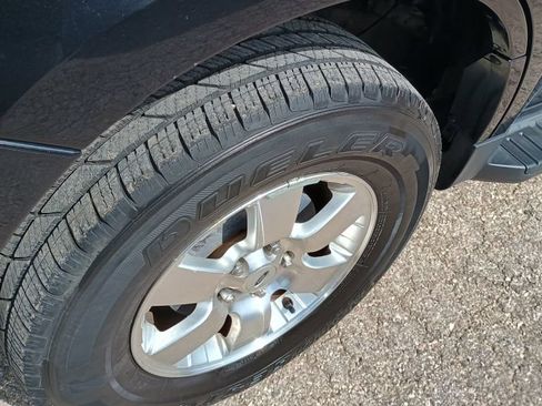 Used 2011 Ford Escape Limited w/ 302A Rapid Spec Order Code FWD image 35