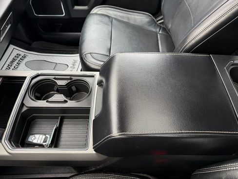 Used 2019 Ford F250 Lariat w/ Lariat Ultimate Package image 36