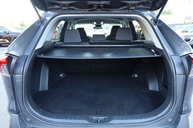Used 2025 Toyota RAV4 XLE AWD/4WD image 8
