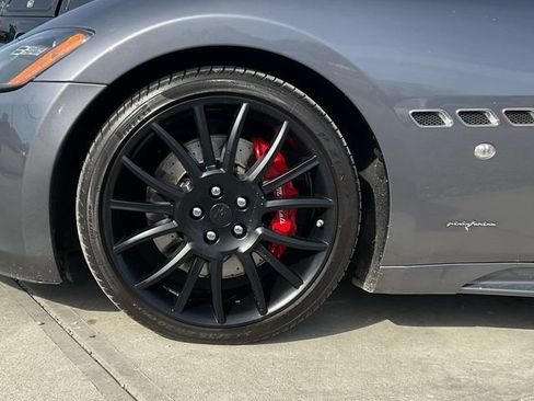 Used 2014 Maserati GranTurismo MC RWD image 12