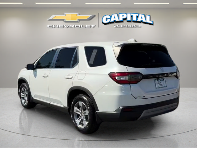 Used 2025 Honda Pilot EX-L image 4