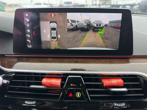 Used 2017 BMW 530i xDrive image 31