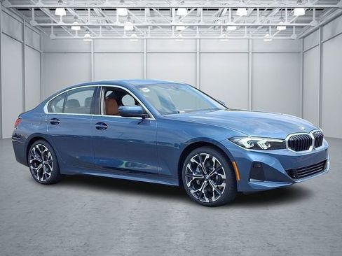 Certified 2025 BMW 330i xDrive Sedan w/ Premium Package image 3