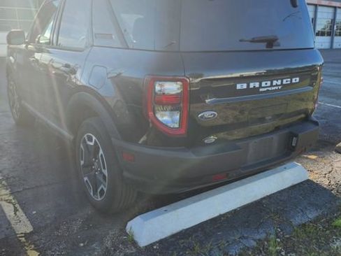 Used 2023 Ford Bronco Sport Outer Banks w/ Tech Package AWD/4WD image 7