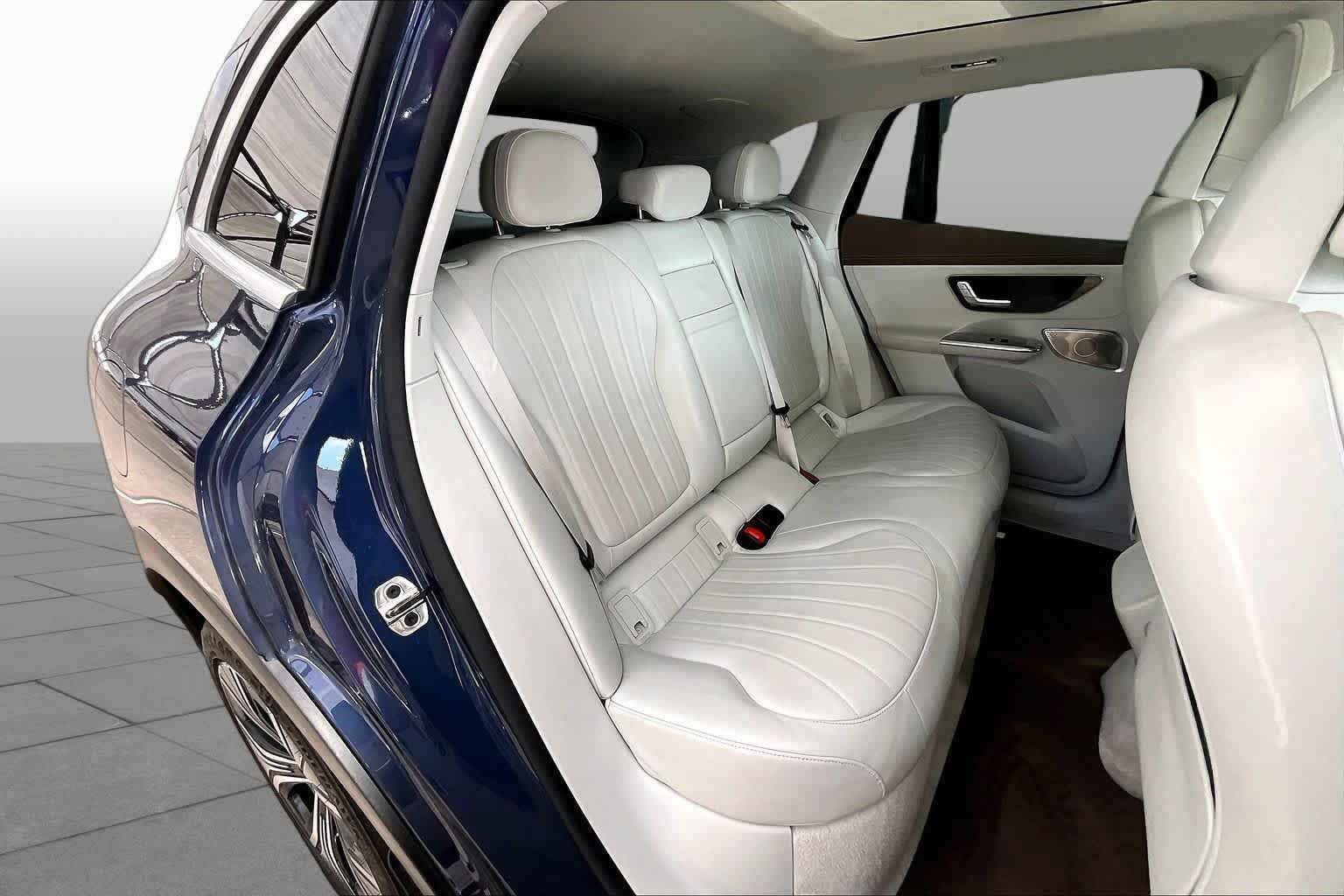 Used 2023 Mercedes-Benz EQE 350+ SUV image 19