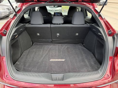Used 2018 Toyota C-HR XLE FWD image 20