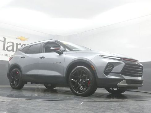 Used 2024 Chevrolet Blazer LT w/ Redline Edition FWD image 2
