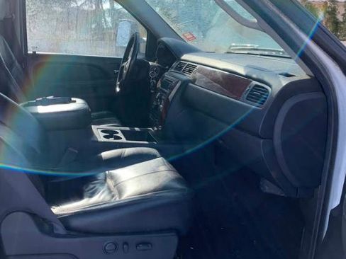 Used 2011 Chevrolet Silverado 2500 LTZ w/ LTZ Plus Package image 15