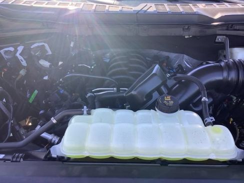 Used 2024 Ford F150 XLT AWD/4WD image 11