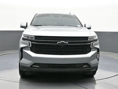 Used 2023 Chevrolet Suburban RST w/ Sport Performance Package image 25