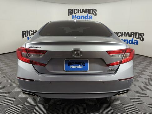 Used 2021 Honda Accord Touring image 4