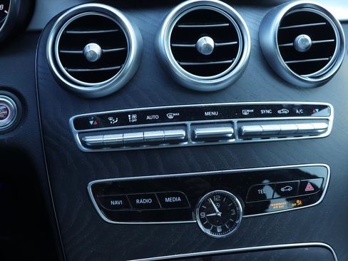 Used 2021 Mercedes-Benz C 300 Sedan image 30