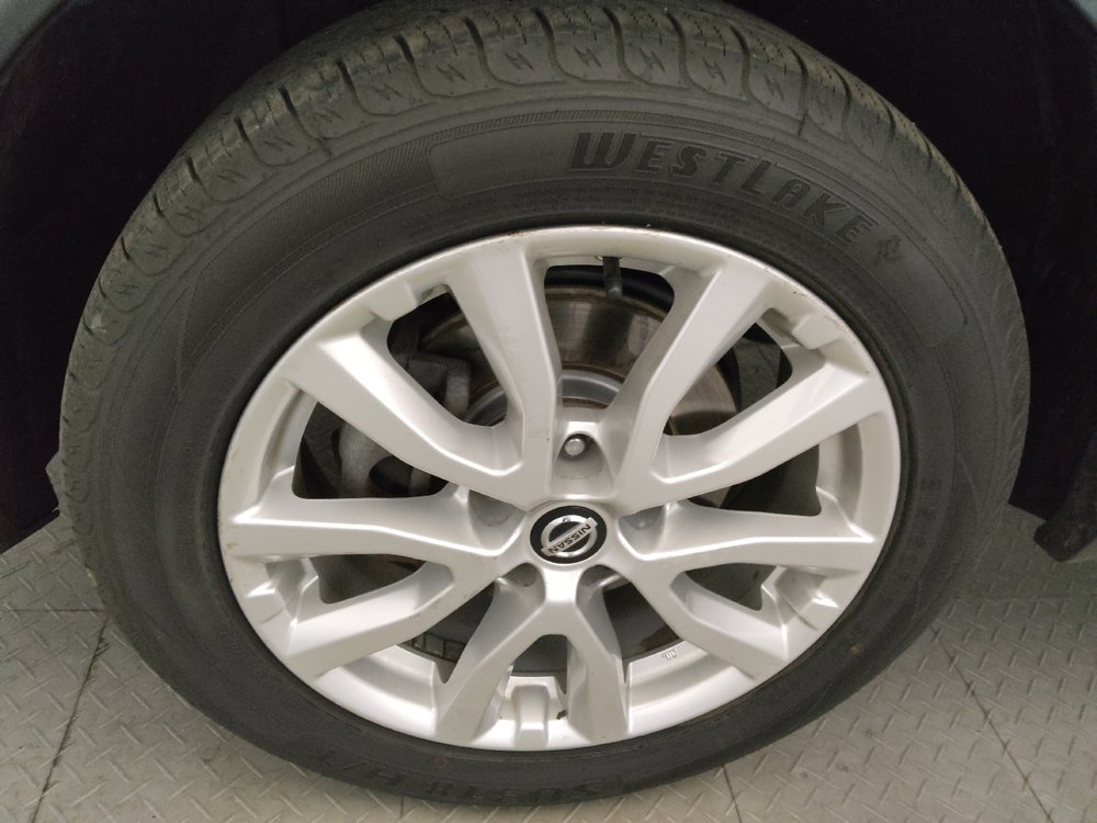 Used 2020 Nissan Rogue Sport SV AWD/4WD image 31