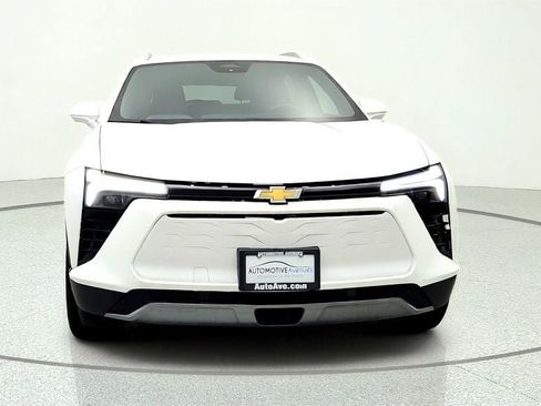 Used 2024 Chevrolet Blazer EV LT AWD/4WD image 2