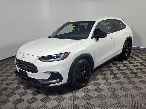 Certified 2024 Honda HR-V Sport image 11
