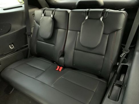 Used 2025 Ford Explorer ST w/ Sun And Sound Package AWD/4WD image 18