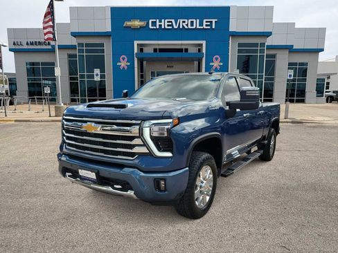 Used 2024 Chevrolet Silverado 2500 High Country w/ Technology Package image 1