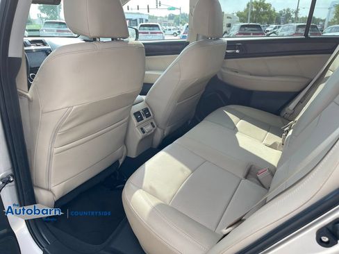 Used 2018 Subaru Outback 2.5i Limited AWD/4WD image 27