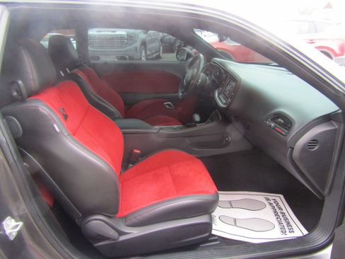 Used 2022 Dodge Challenger R/T Scat Pack image 16