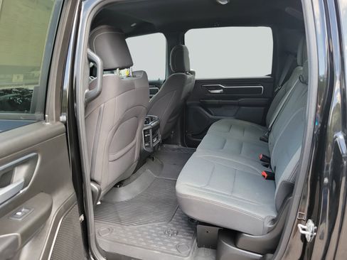 Used 2024 RAM 1500 Big Horn RWD image 27