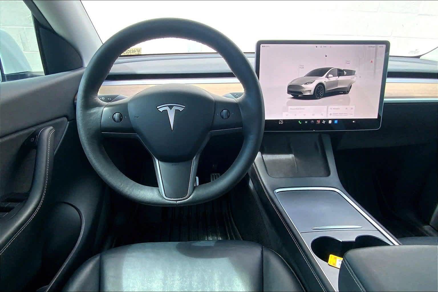 Used 2022 Tesla Model Y Performance AWD/4WD image 14