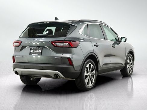 Used 2024 Ford Escape Platinum AWD/4WD image 5