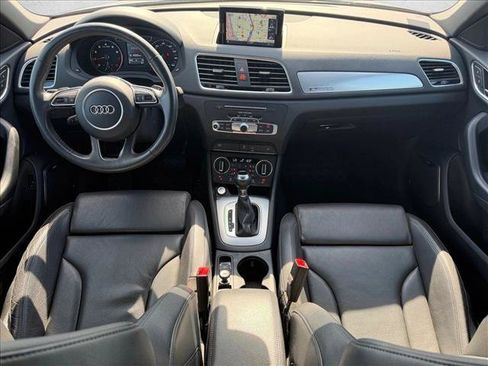 Used 2018 Audi Q3 2.0T Premium Plus w/ Premium Plus Package AWD/4WD image 14