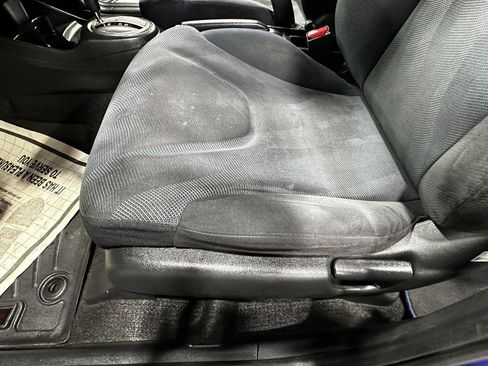 Used 2010 Honda Fit Sport image 19