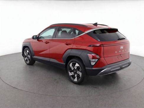 Used 2024 Hyundai Kona Limited AWD/4WD image 4