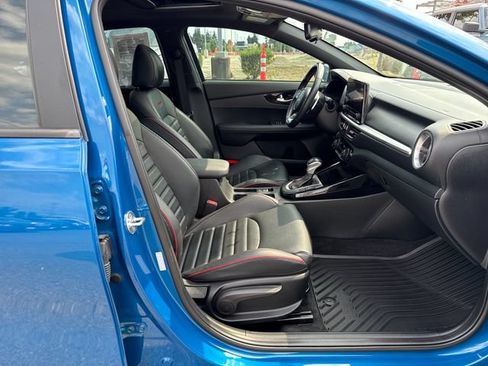 Used 2022 Kia Forte GT w/ GT2 Package FWD image 9