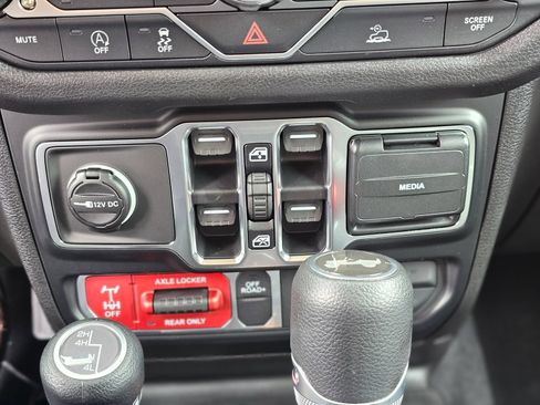 New 2026 Jeep Wrangler Unlimited Sport AWD/4WD image 15