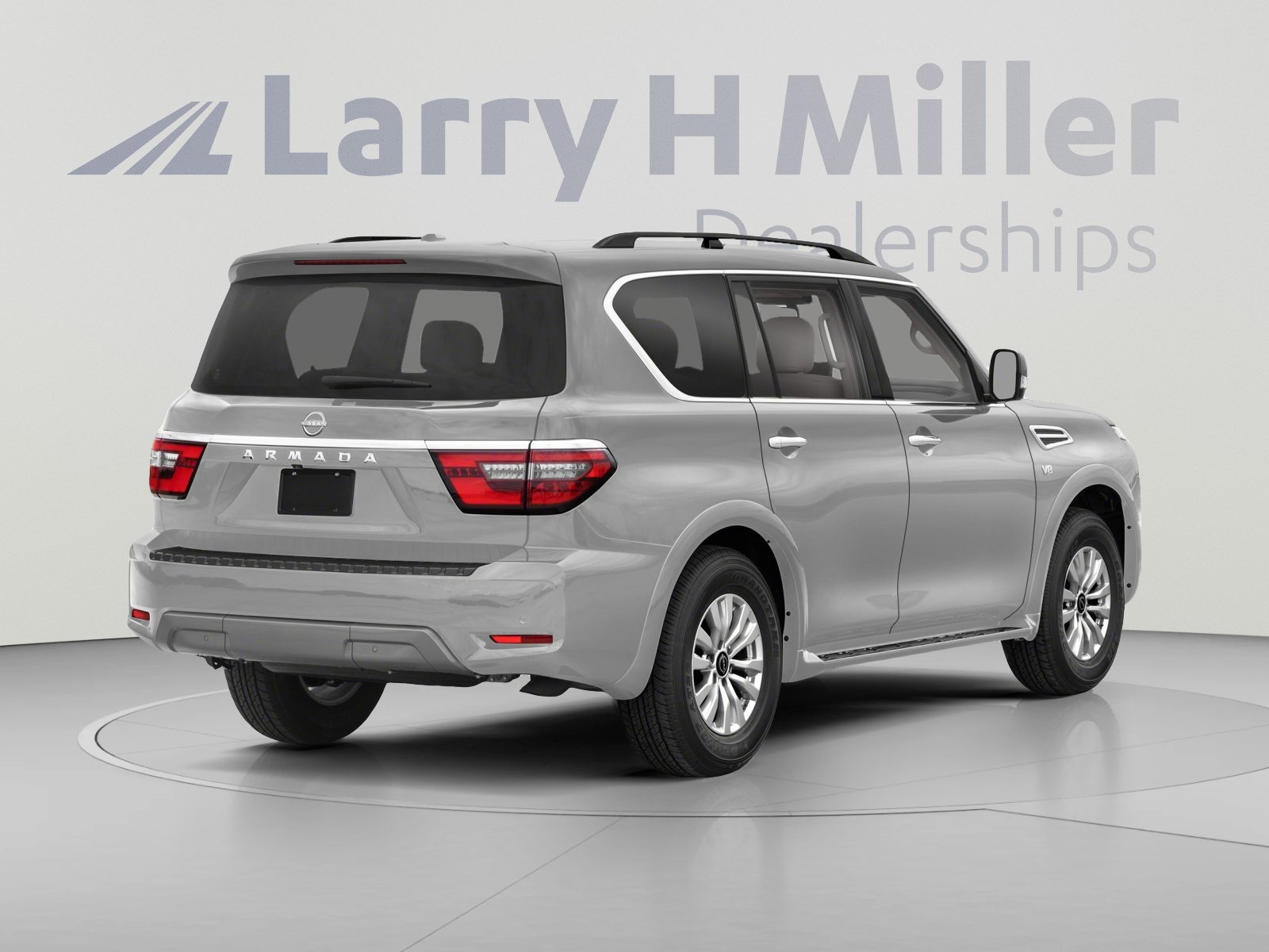 Used 2022 Nissan Armada SV RWD image 2