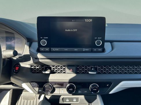 Used 2024 Honda Accord EX image 21