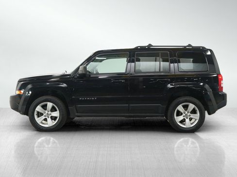 Used 2014 Jeep Patriot Latitude w/ Sun/Sound Group image 2