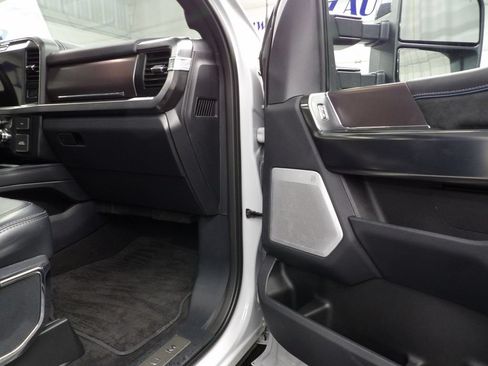 Used 2026 Ford F250 Platinum AWD/4WD image 33