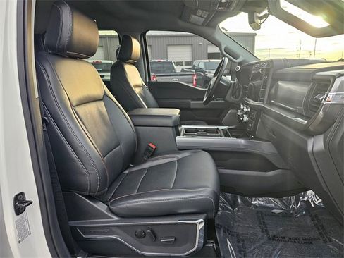 Used 2024 Ford F250 Lariat image 13