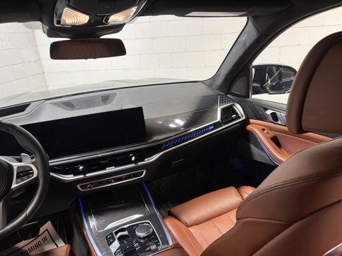 Used 2024 BMW X7 M60i AWD/4WD image 36